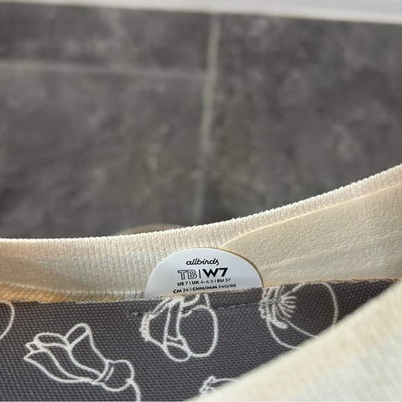 NWOB Allbirds Tree Breezers Cream Print Women's Flats Size 7 - Picture 7 of 12